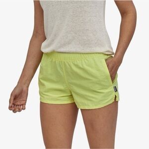 Patagonia Barely Baggies Shorts Jellyfish Yellow Size Medium